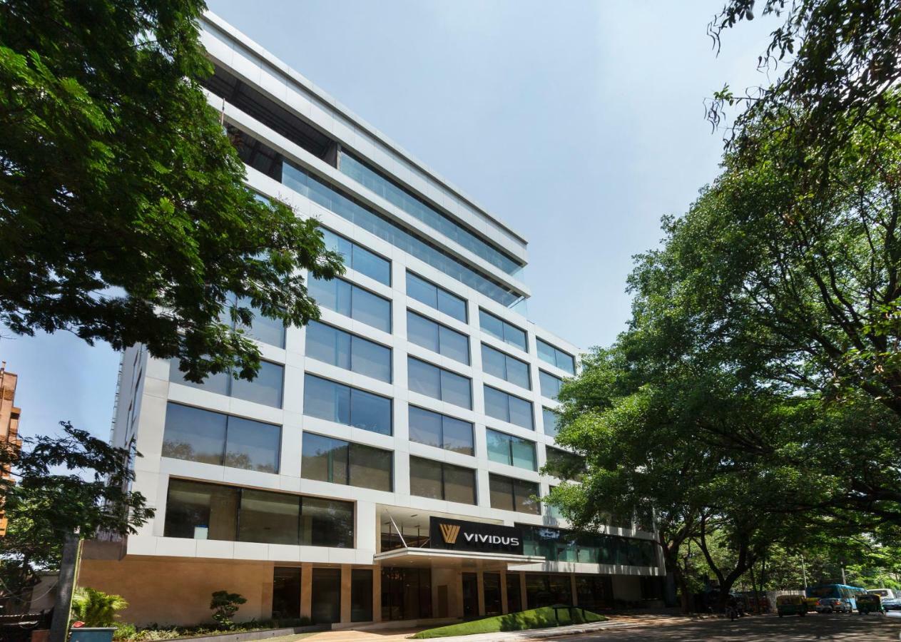 Vividus Hotel Bangalore Buitenkant foto